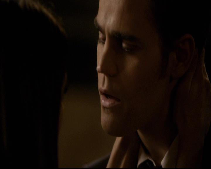 VampireDiariesWorld-dot-org_2x18TheLastDance0830.jpg