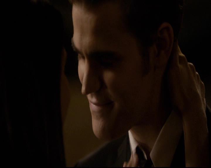 VampireDiariesWorld-dot-org_2x18TheLastDance0836.jpg