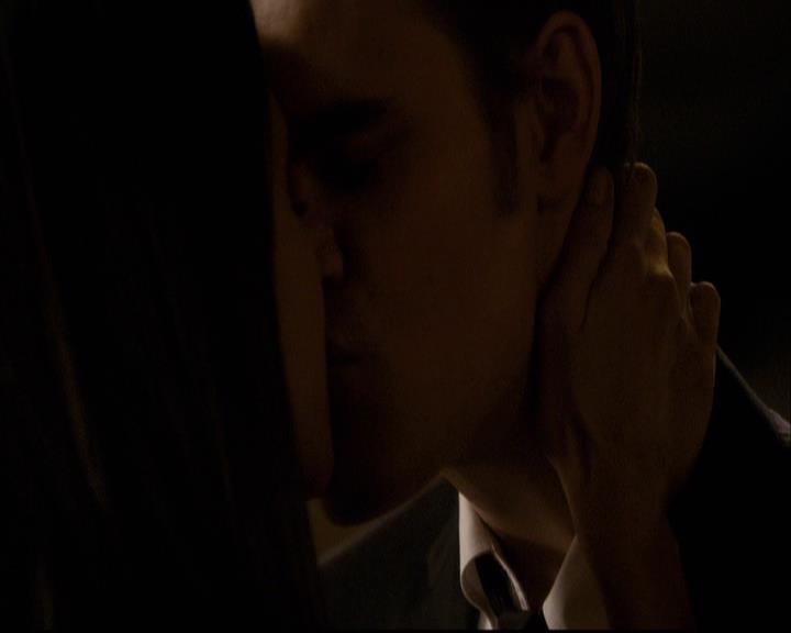 VampireDiariesWorld-dot-org_2x18TheLastDance0838.jpg