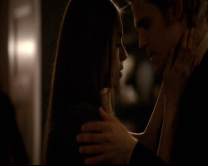 VampireDiariesWorld-dot-org_2x18TheLastDance0840.jpg