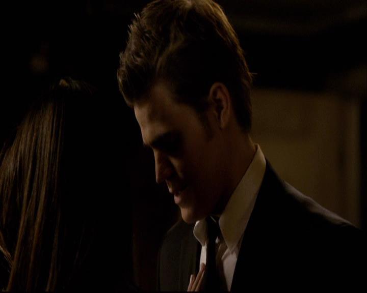 VampireDiariesWorld-dot-org_2x18TheLastDance0843.jpg