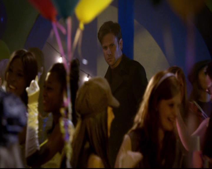 VampireDiariesWorld-dot-org_2x18TheLastDance0859.jpg