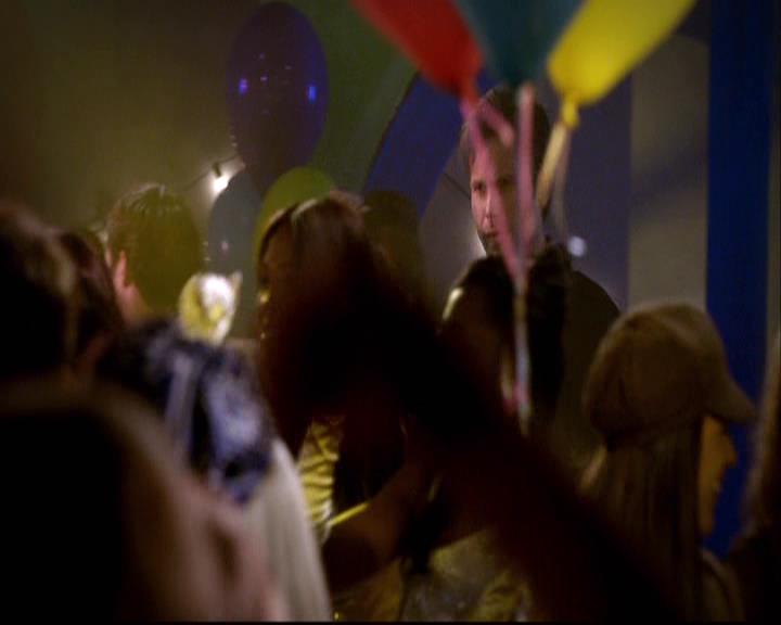 VampireDiariesWorld-dot-org_2x18TheLastDance0860.jpg