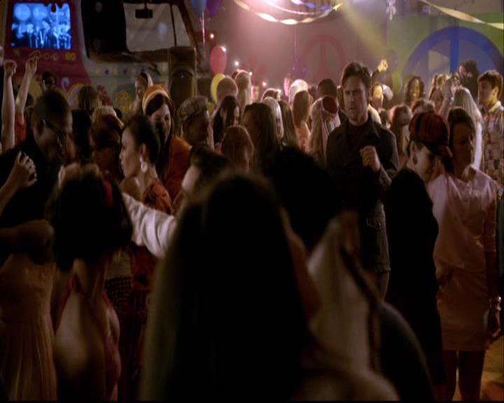 VampireDiariesWorld-dot-org_2x18TheLastDance0878.jpg