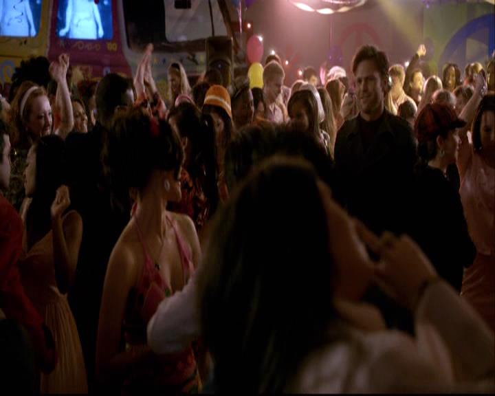 VampireDiariesWorld-dot-org_2x18TheLastDance0880.jpg