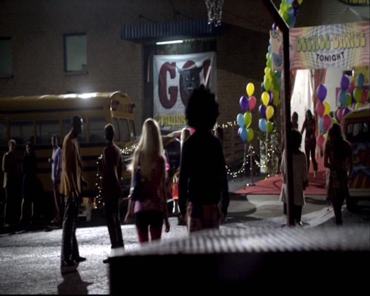 VampireDiariesWorld-dot-org_2x18TheLastDance0897.jpg