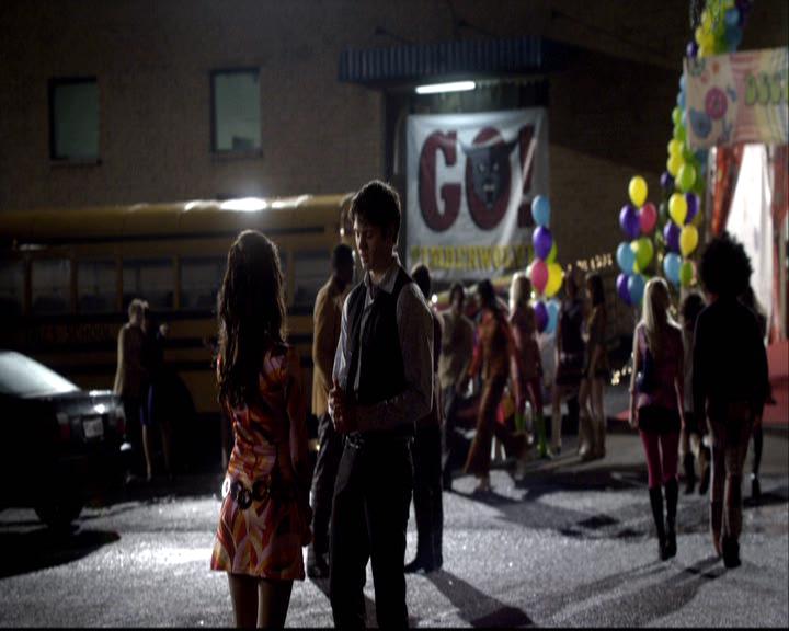 VampireDiariesWorld-dot-org_2x18TheLastDance0901.jpg