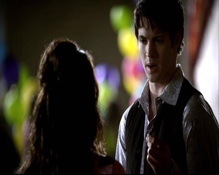 VampireDiariesWorld-dot-org_2x18TheLastDance0913.jpg