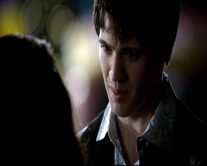 VampireDiariesWorld-dot-org_2x18TheLastDance0933.jpg