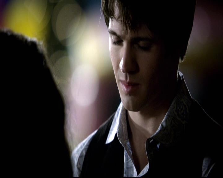 VampireDiariesWorld-dot-org_2x18TheLastDance0943.jpg