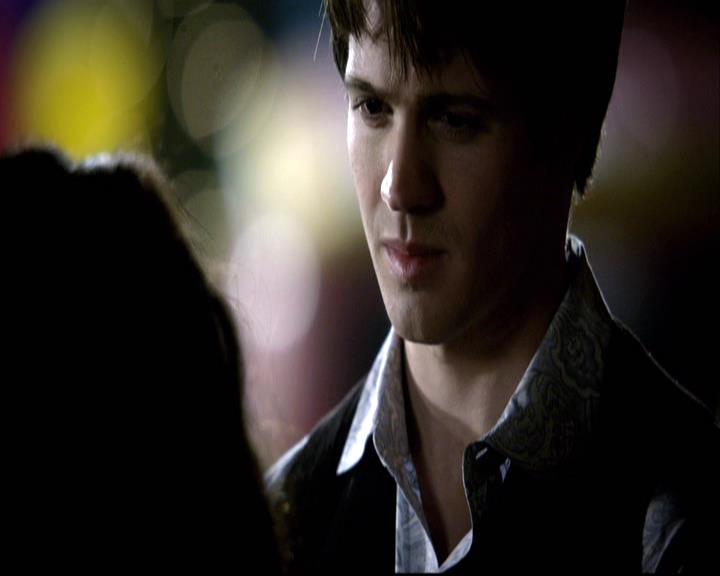 VampireDiariesWorld-dot-org_2x18TheLastDance0945.jpg