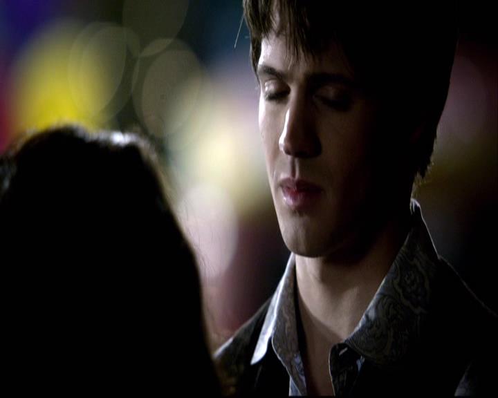 VampireDiariesWorld-dot-org_2x18TheLastDance0949.jpg