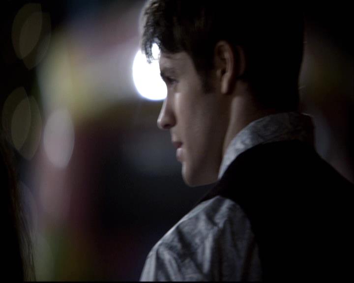 VampireDiariesWorld-dot-org_2x18TheLastDance0975.jpg