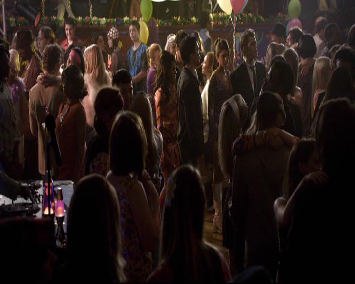 VampireDiariesWorld-dot-org_2x18TheLastDance1031.jpg