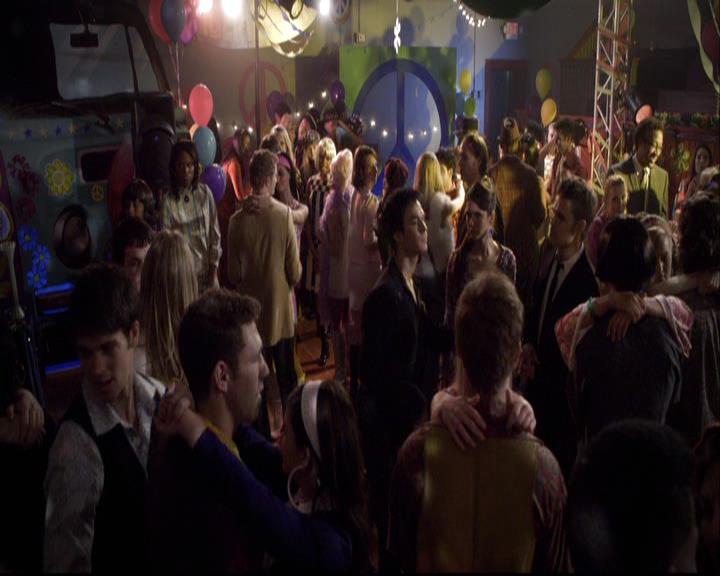 VampireDiariesWorld-dot-org_2x18TheLastDance1042.jpg