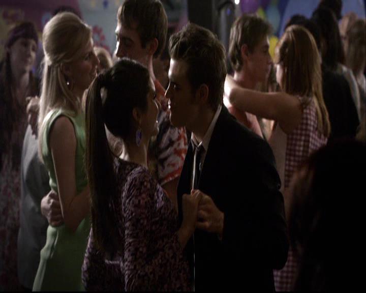 VampireDiariesWorld-dot-org_2x18TheLastDance1072.jpg