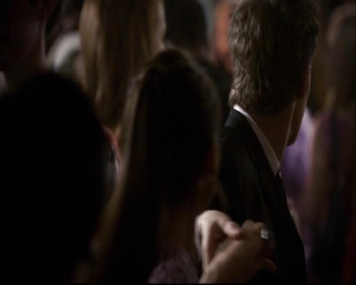 VampireDiariesWorld-dot-org_2x18TheLastDance1085.jpg