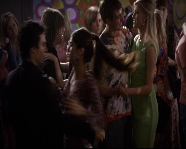 VampireDiariesWorld-dot-org_2x18TheLastDance1086.jpg