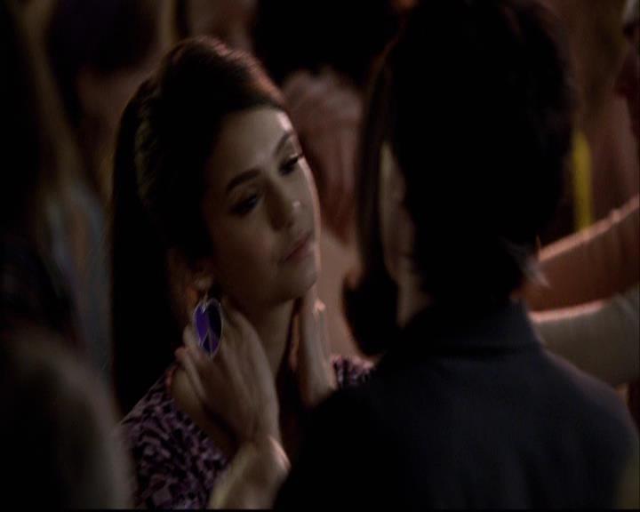 VampireDiariesWorld-dot-org_2x18TheLastDance1101.jpg