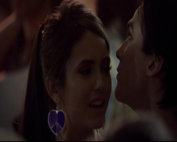 VampireDiariesWorld-dot-org_2x18TheLastDance1110.jpg