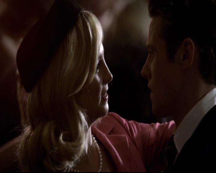 VampireDiariesWorld-dot-org_2x18TheLastDance1126.jpg