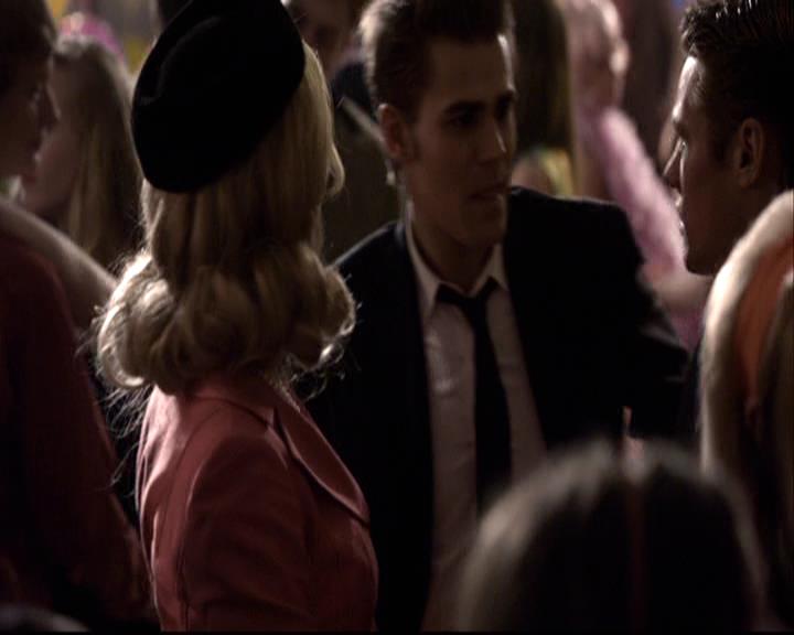 VampireDiariesWorld-dot-org_2x18TheLastDance1133.jpg