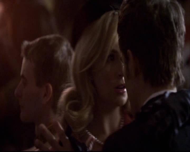 VampireDiariesWorld-dot-org_2x18TheLastDance1145.jpg