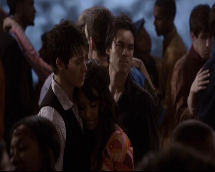 VampireDiariesWorld-dot-org_2x18TheLastDance1155.jpg