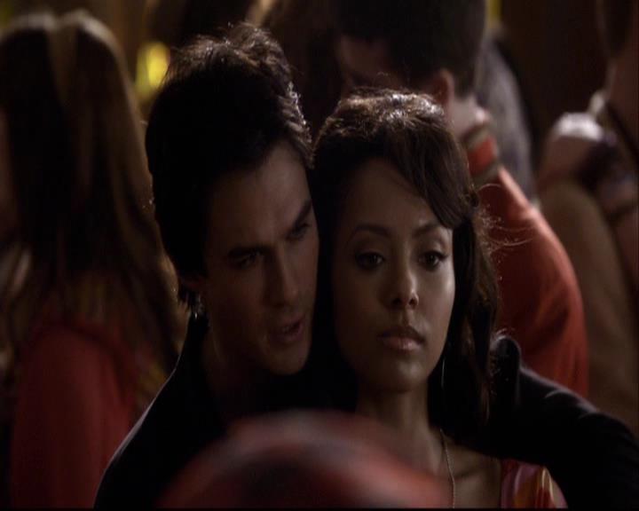 VampireDiariesWorld-dot-org_2x18TheLastDance1169.jpg