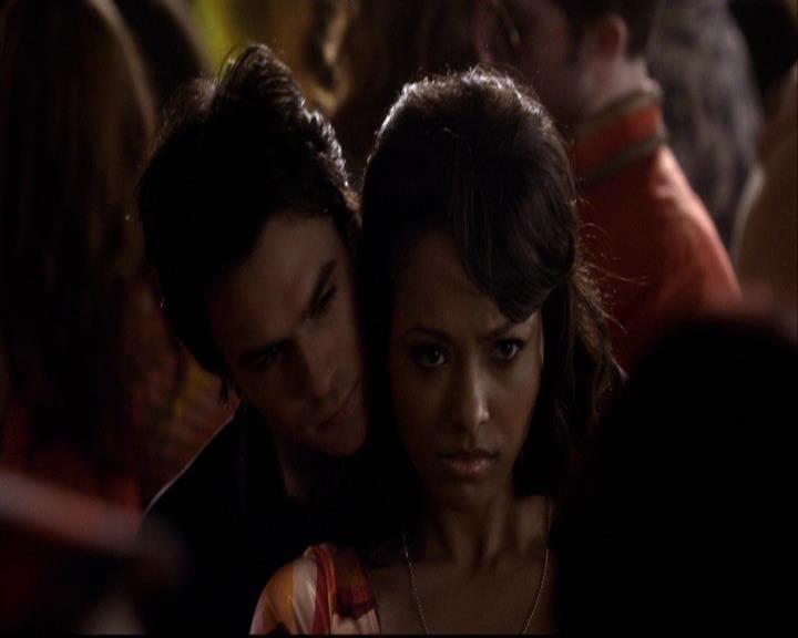 VampireDiariesWorld-dot-org_2x18TheLastDance1171.jpg