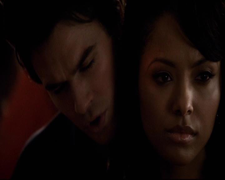 VampireDiariesWorld-dot-org_2x18TheLastDance1175.jpg