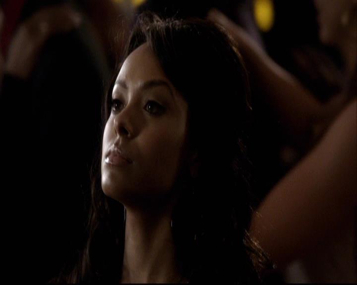 VampireDiariesWorld-dot-org_2x18TheLastDance1178.jpg