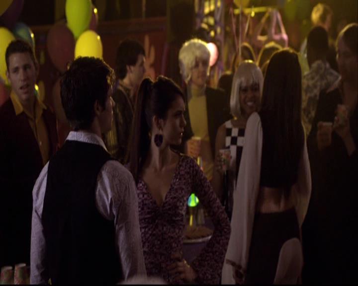 VampireDiariesWorld-dot-org_2x18TheLastDance1202.jpg