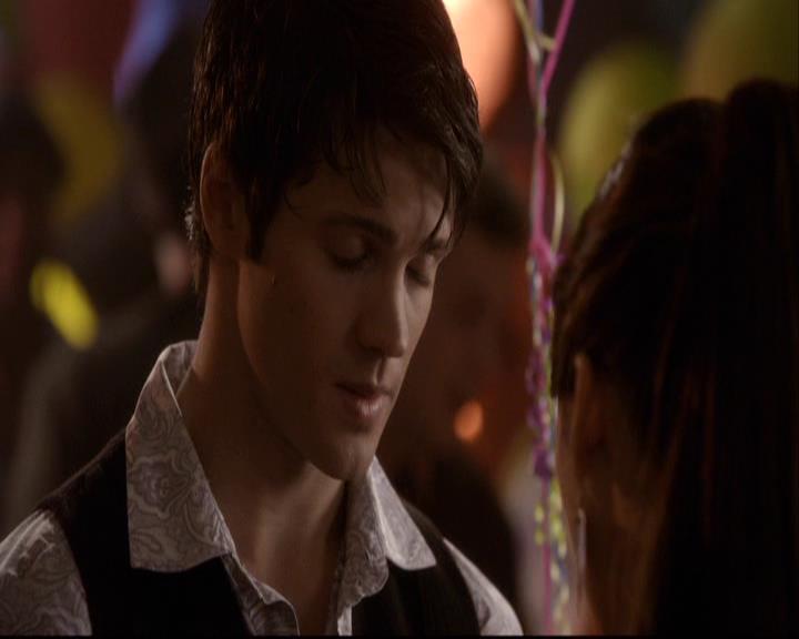 VampireDiariesWorld-dot-org_2x18TheLastDance1209.jpg