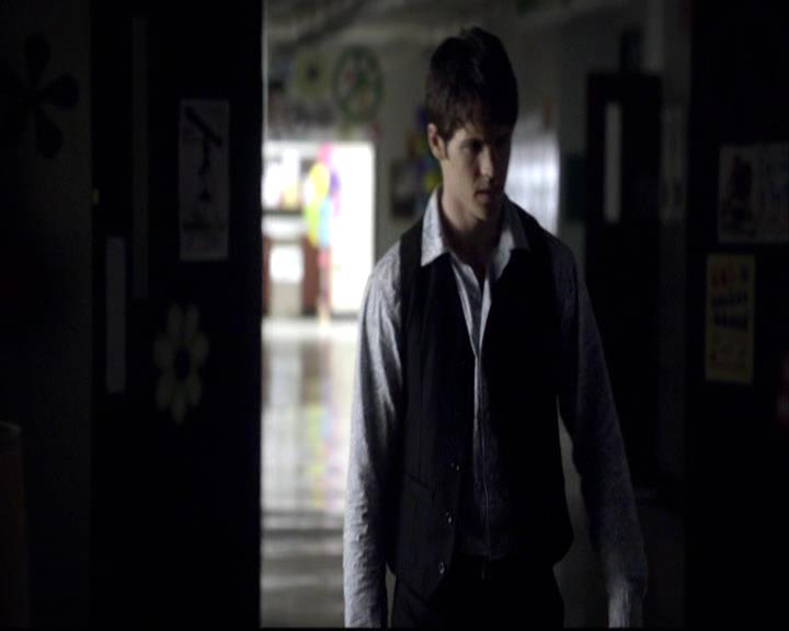 VampireDiariesWorld-dot-org_2x18TheLastDance1226.jpg