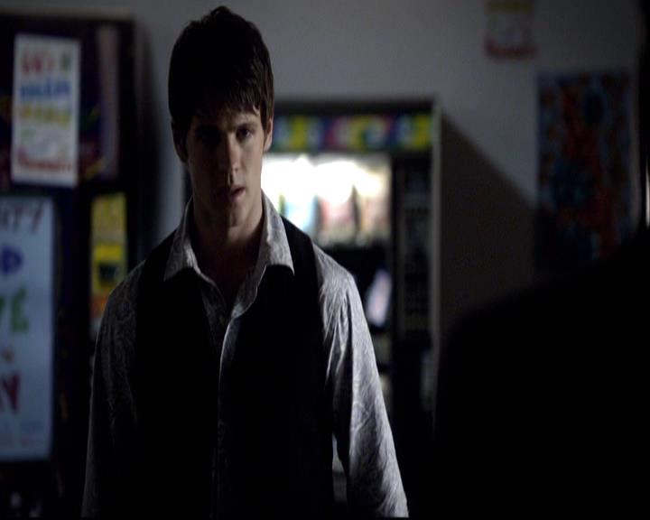 VampireDiariesWorld-dot-org_2x18TheLastDance1231.jpg