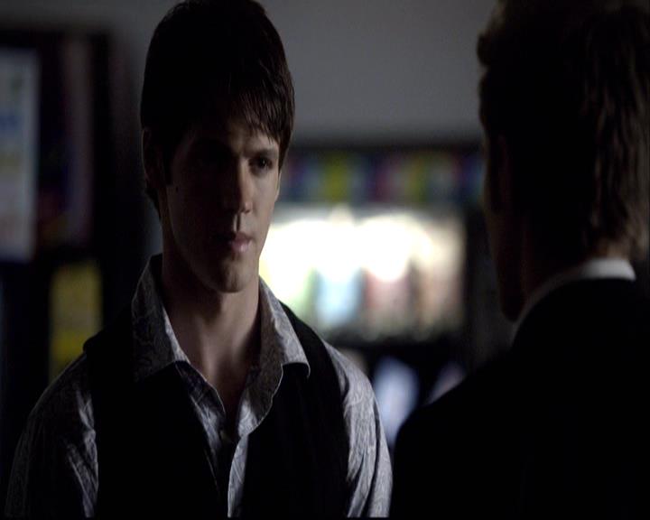 VampireDiariesWorld-dot-org_2x18TheLastDance1238.jpg