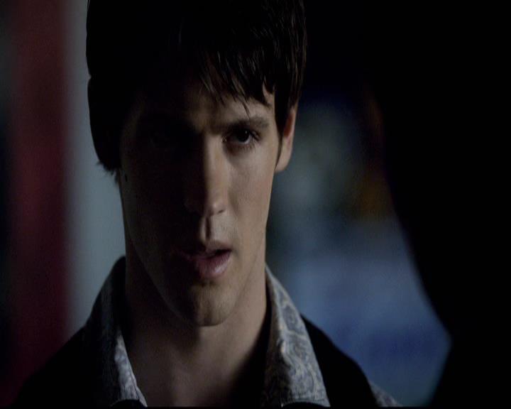 VampireDiariesWorld-dot-org_2x18TheLastDance1253.jpg