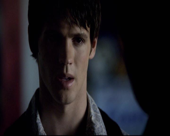 VampireDiariesWorld-dot-org_2x18TheLastDance1257.jpg