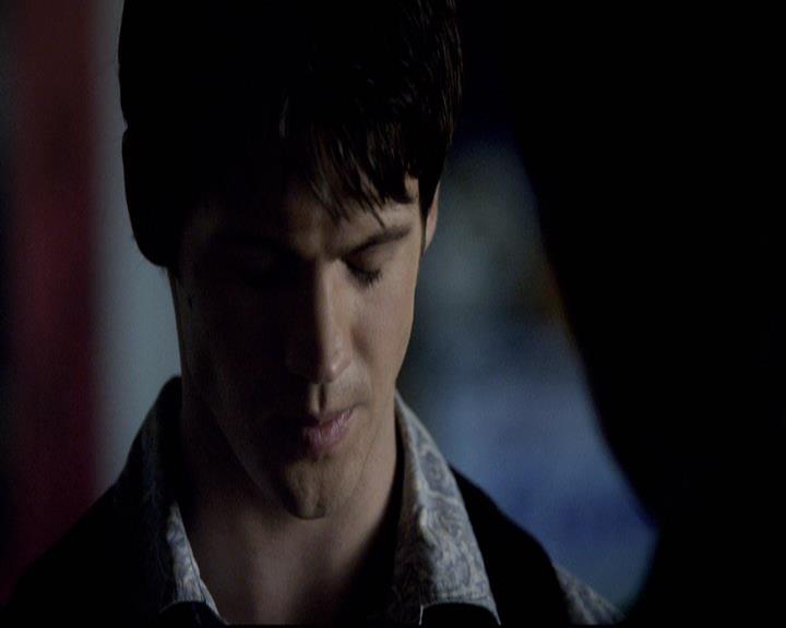 VampireDiariesWorld-dot-org_2x18TheLastDance1260.jpg