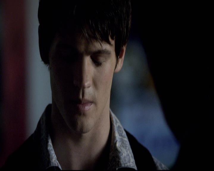 VampireDiariesWorld-dot-org_2x18TheLastDance1261.jpg