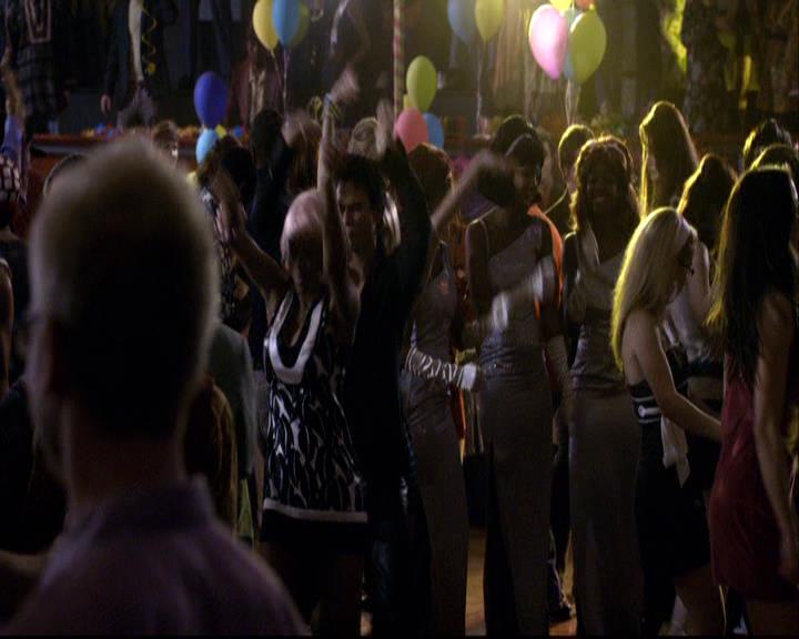 VampireDiariesWorld-dot-org_2x18TheLastDance1294.jpg