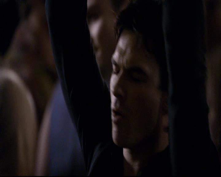 VampireDiariesWorld-dot-org_2x18TheLastDance1295.jpg