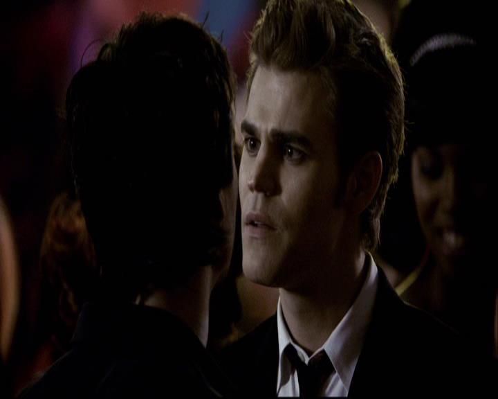 VampireDiariesWorld-dot-org_2x18TheLastDance1317.jpg