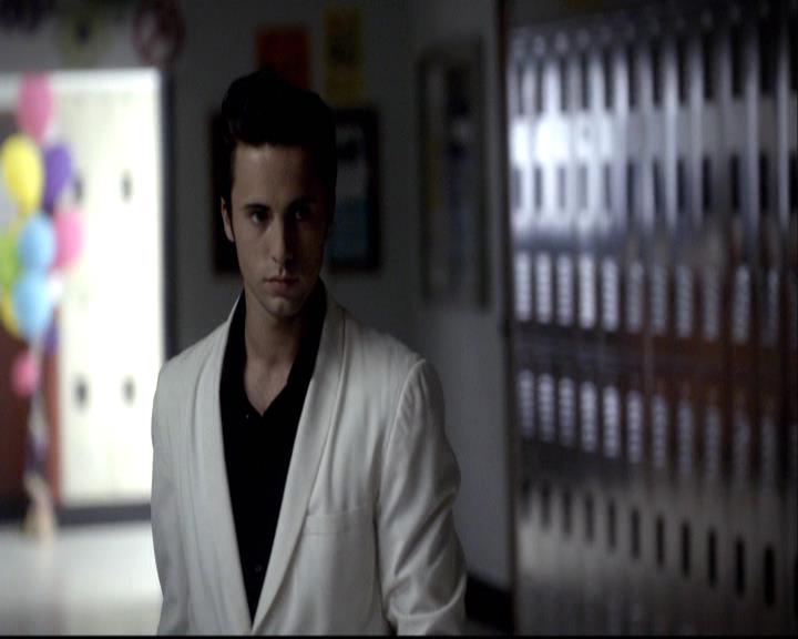 VampireDiariesWorld-dot-org_2x18TheLastDance1363.jpg