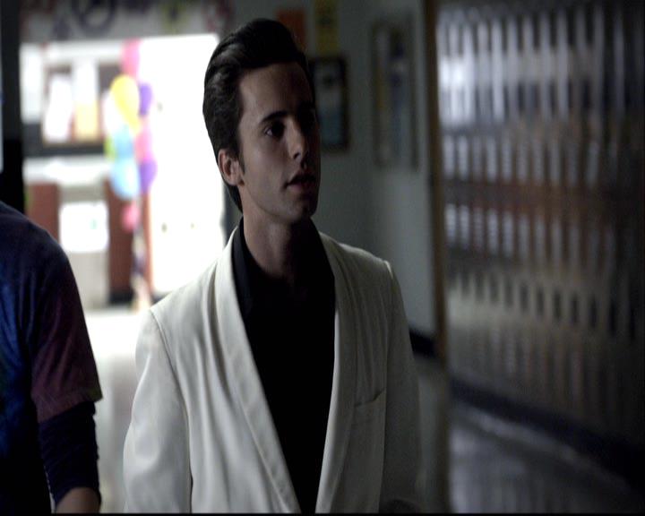 VampireDiariesWorld-dot-org_2x18TheLastDance1371.jpg