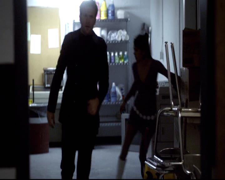 VampireDiariesWorld-dot-org_2x18TheLastDance1424.jpg