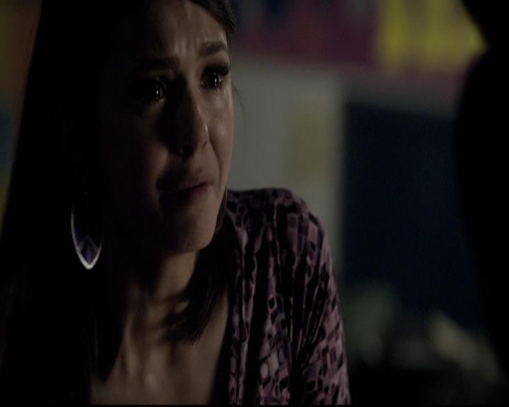 VampireDiariesWorld-dot-org_2x18TheLastDance1750.jpg