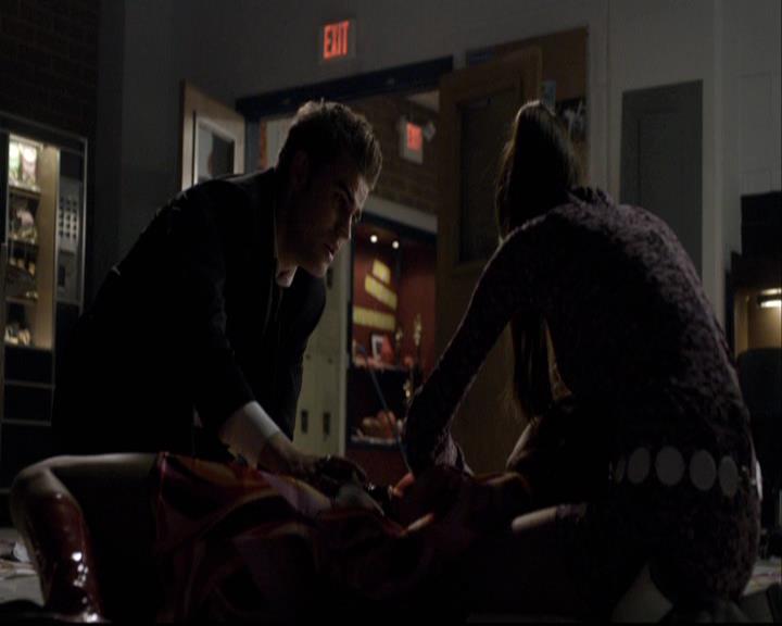 VampireDiariesWorld-dot-org_2x18TheLastDance1767.jpg