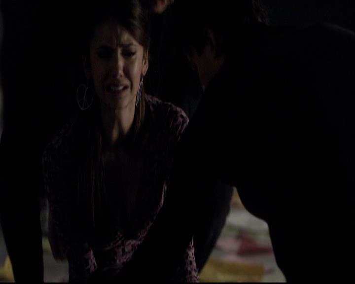 VampireDiariesWorld-dot-org_2x18TheLastDance1790.jpg